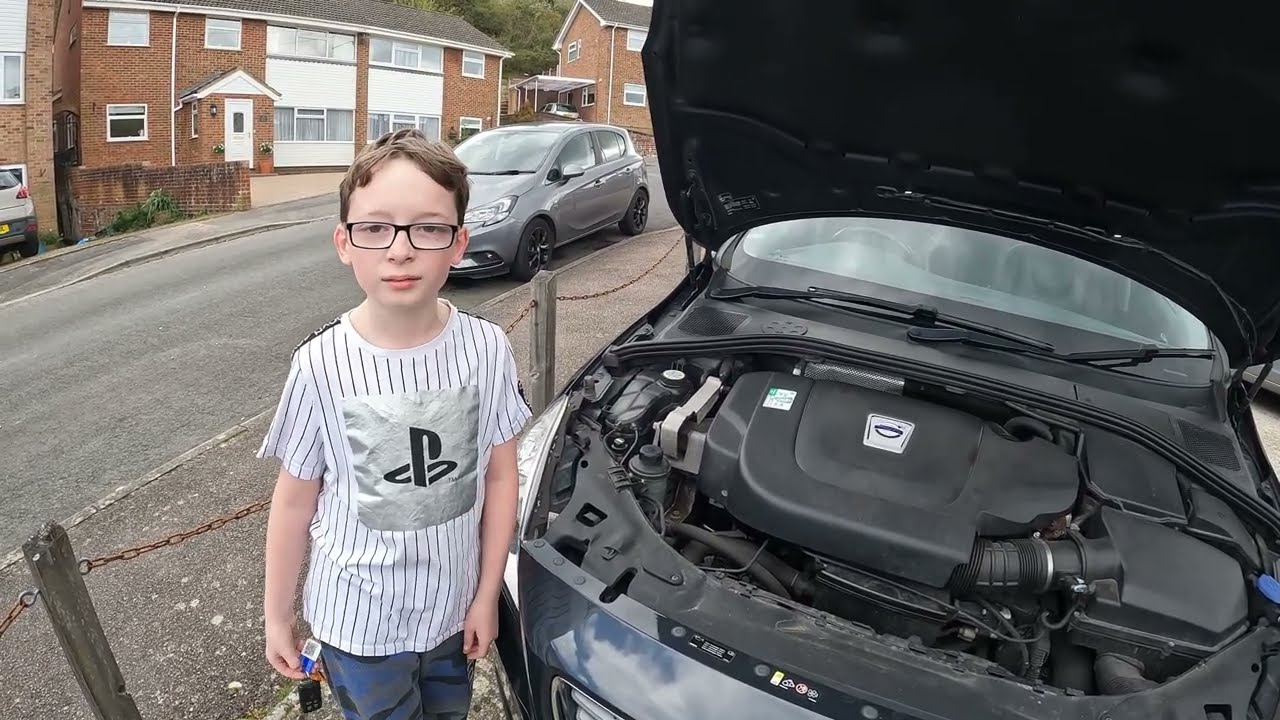 Our 2011 Volvo S60 D5 review from a 10 year old POV!