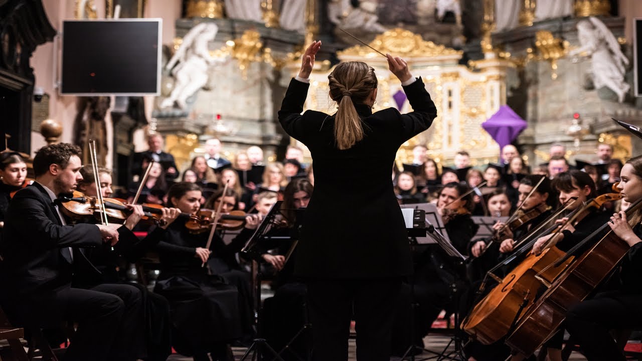 Mariusz Kramarz - Stabat Mater | Chór Bazyliki Grobu Bożego w Miechowie, Orkiestra Kameralna