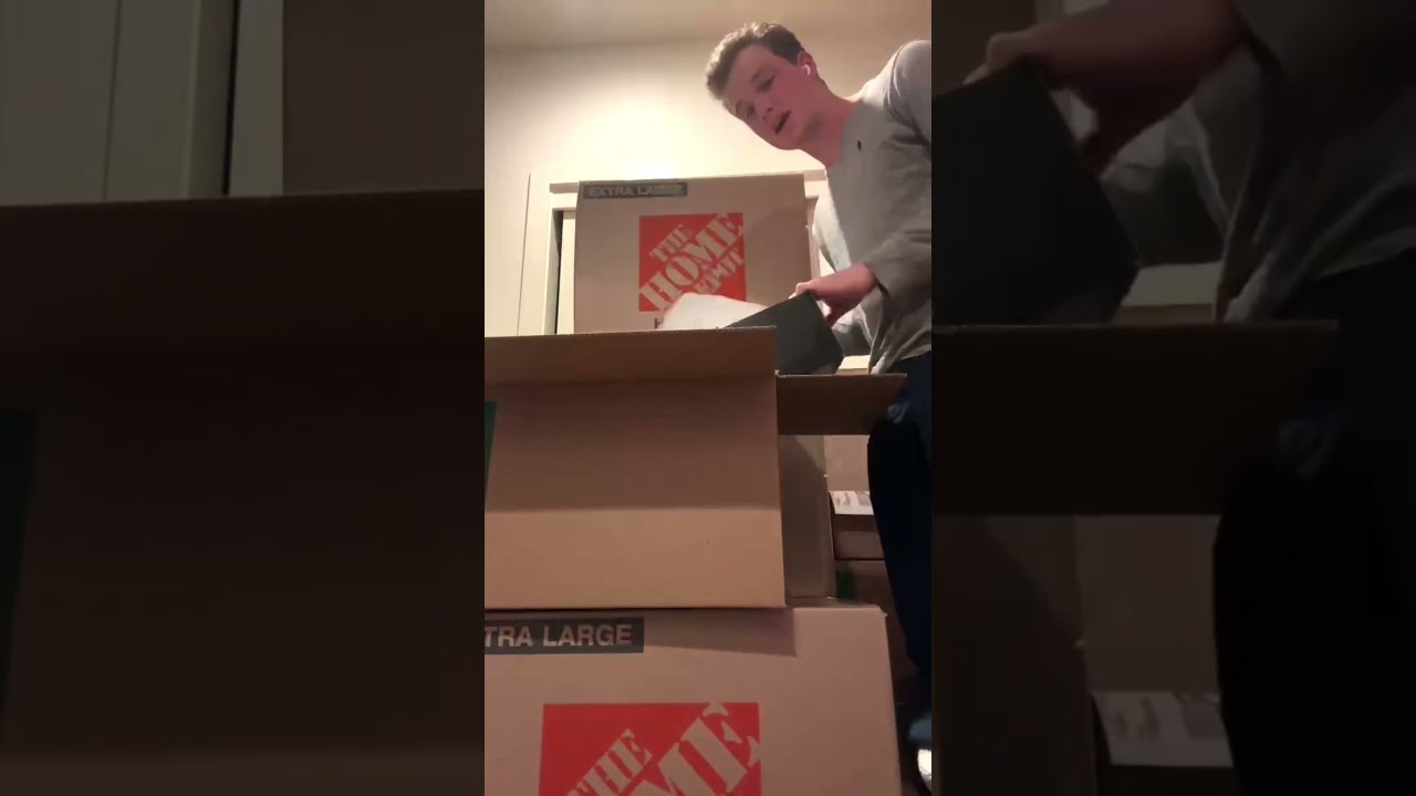 Revealed: How to ACTUALLY package a StockX shipment #shorts #sneakerreselling #stockx #reselling