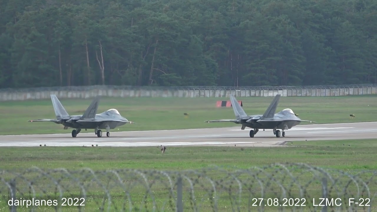F-22 Raptor SIAF 2022 LZMC Malacky Kuchyna