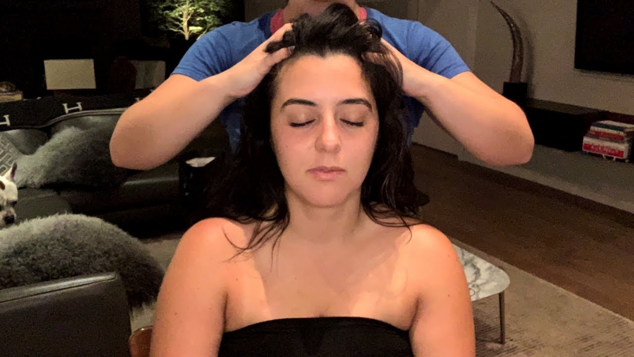 [ASMR] Relaxing Scalp & Shoulder Massage (Whisper)
