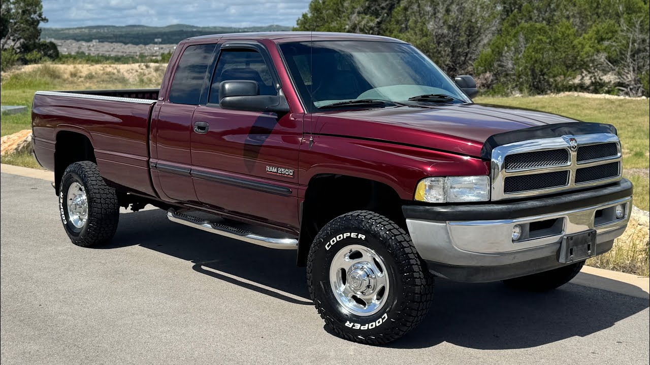 2001 Dodge Ram 2500 4x4 - Manual - 24V Cummins Turbo Diesel - Long Bed