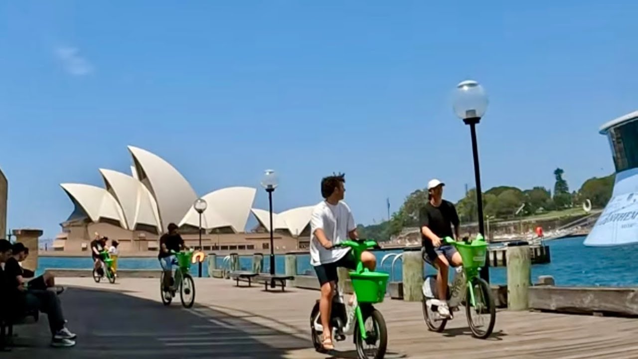 Я решил снова совершить эту велосипедную прогулку по Сиднею, по Оксфорд-стрит и вокруг центрально...