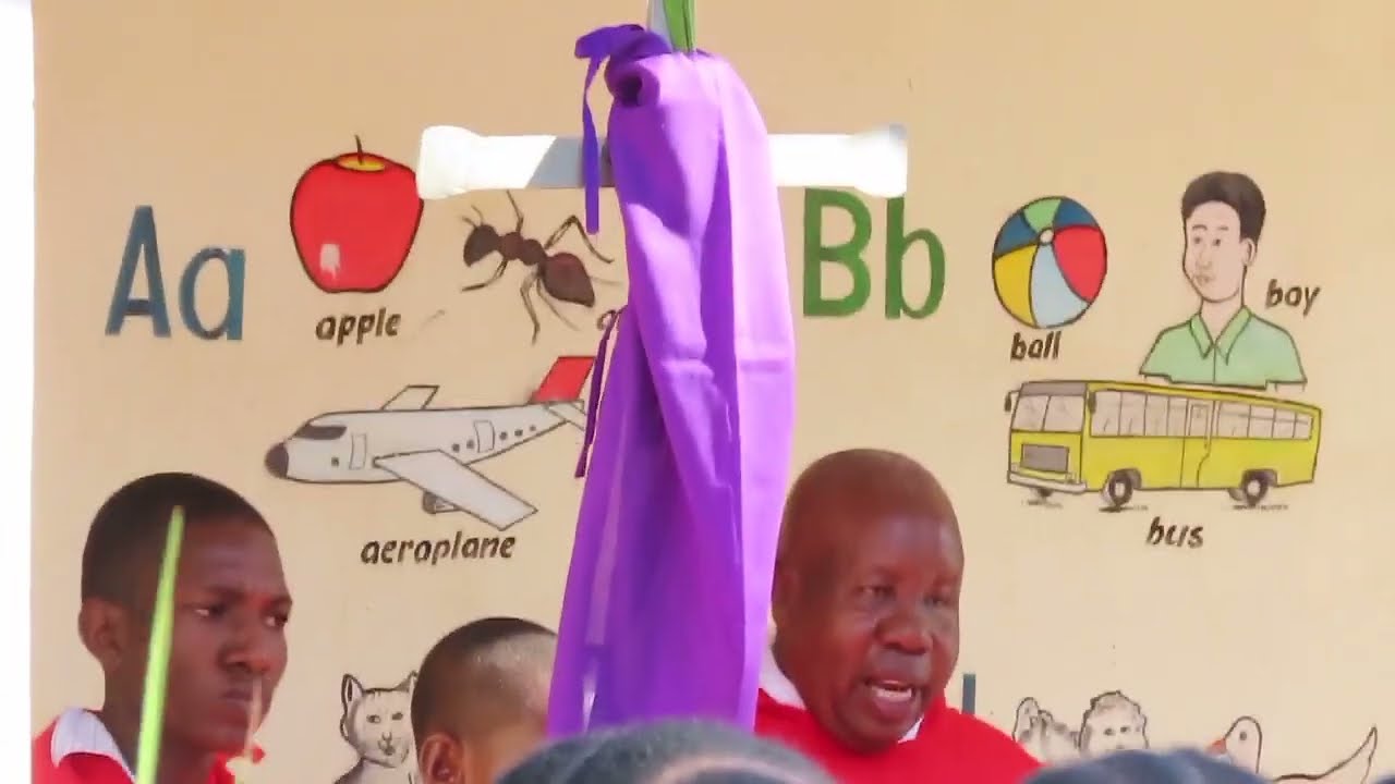MISA TAKATIFU, DOMINIKA YA MATAWI PAROKIA YA MT.YOHANE MBATIZAJI DONGE JIMBO LA TANGA
