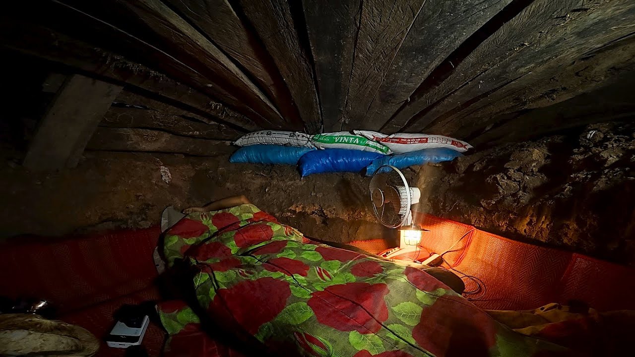 Sleep in the war camp. សង្គ្រាមនៅតែបន្ត