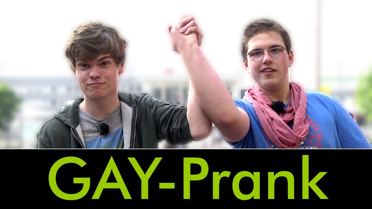 Gay-Prank: Komplimente an Heteros!