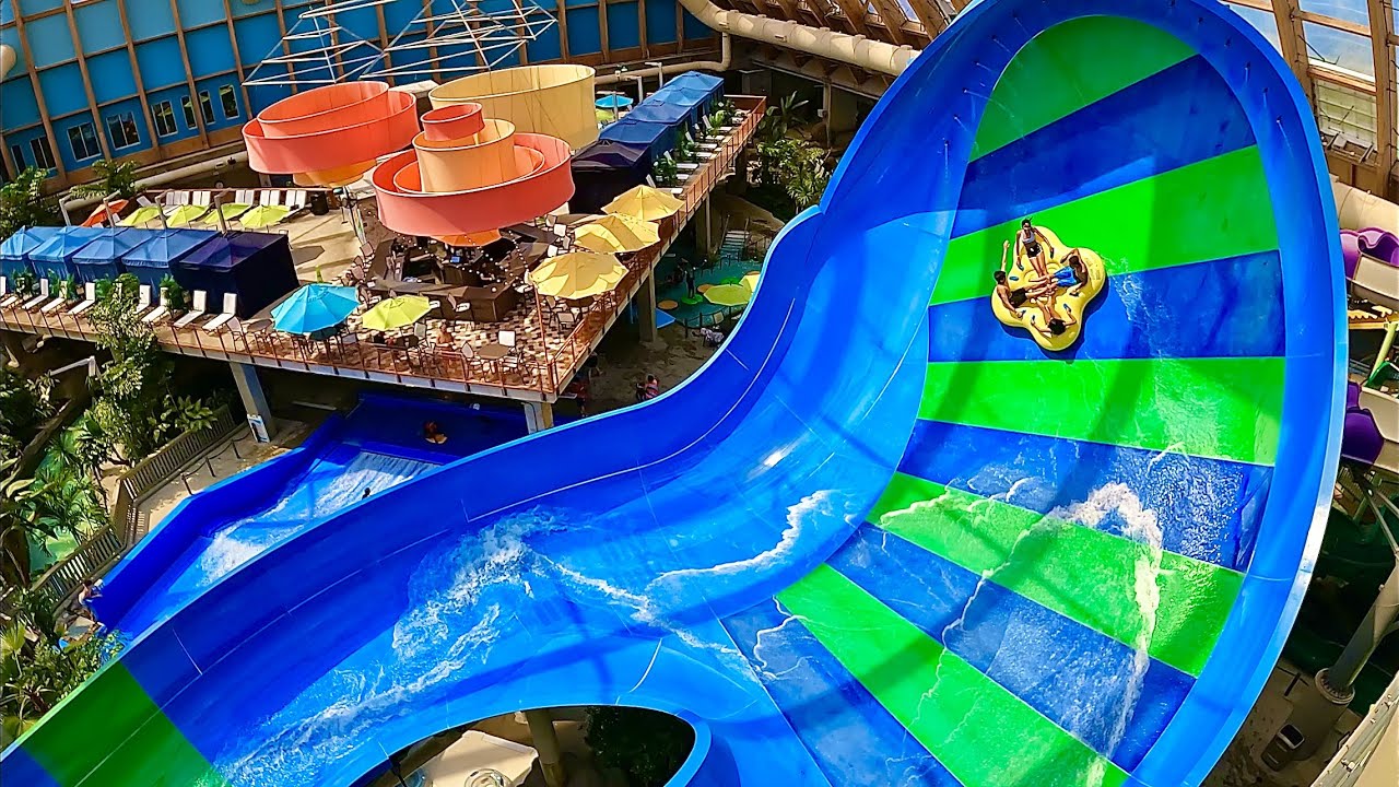 Waterslides at Kartrite Indoor Waterpark in USA