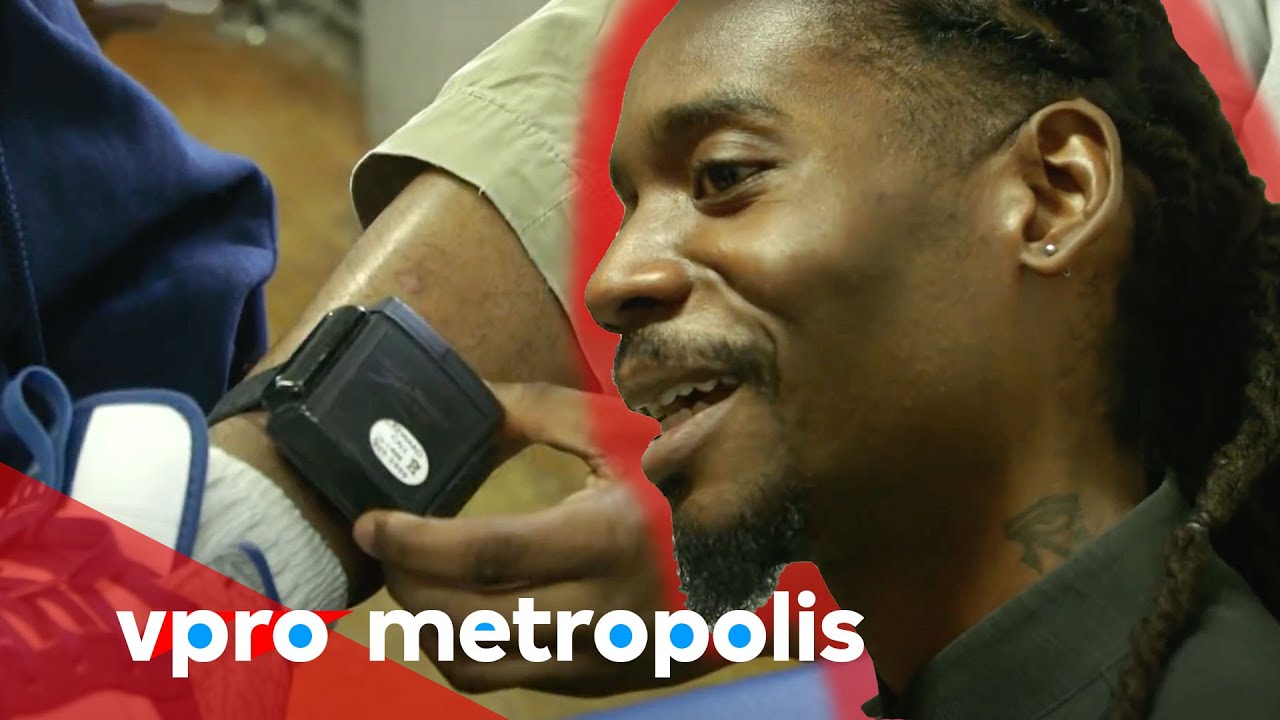 Teaching at a ghetto school in Chicago - vpro Metropolis 2014