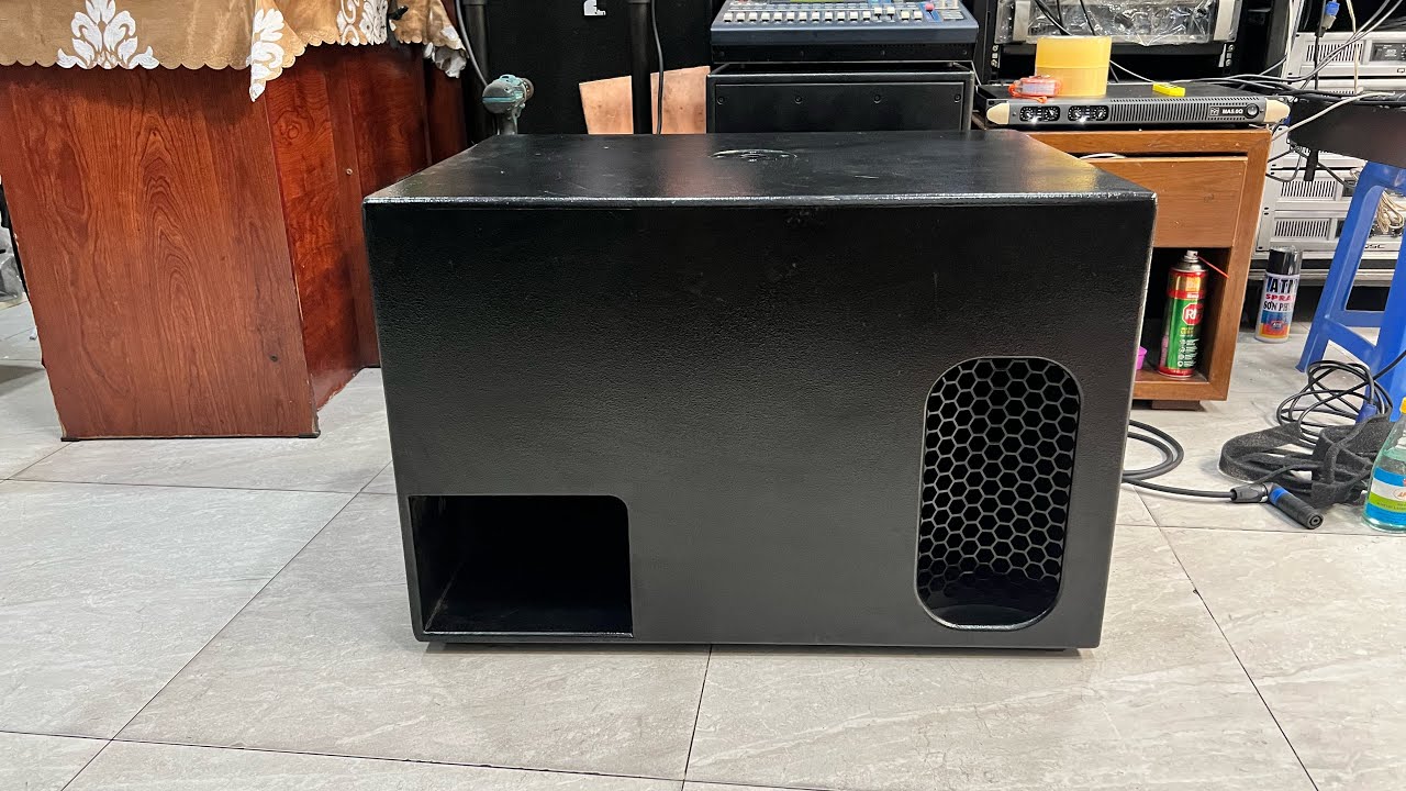 Nexo LS1200 sub nexo bass 50 sản xuất tại pháp. Lh 0977286919