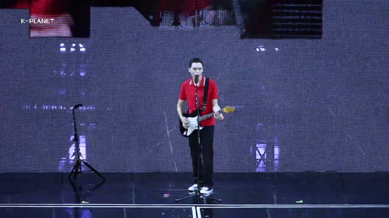 【SEVENTEEN CONCERT】Vernon (버논) 'Shining Star' 4K Fancam 직캠 | 세븐틴 콘서트 WORLD TOUR NEW_ INCHEON 240913