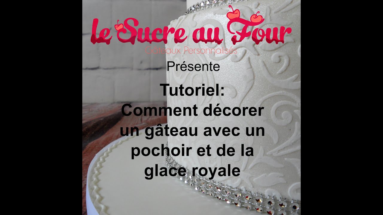 Comment appliquer un motif au pochoir et glace royale
