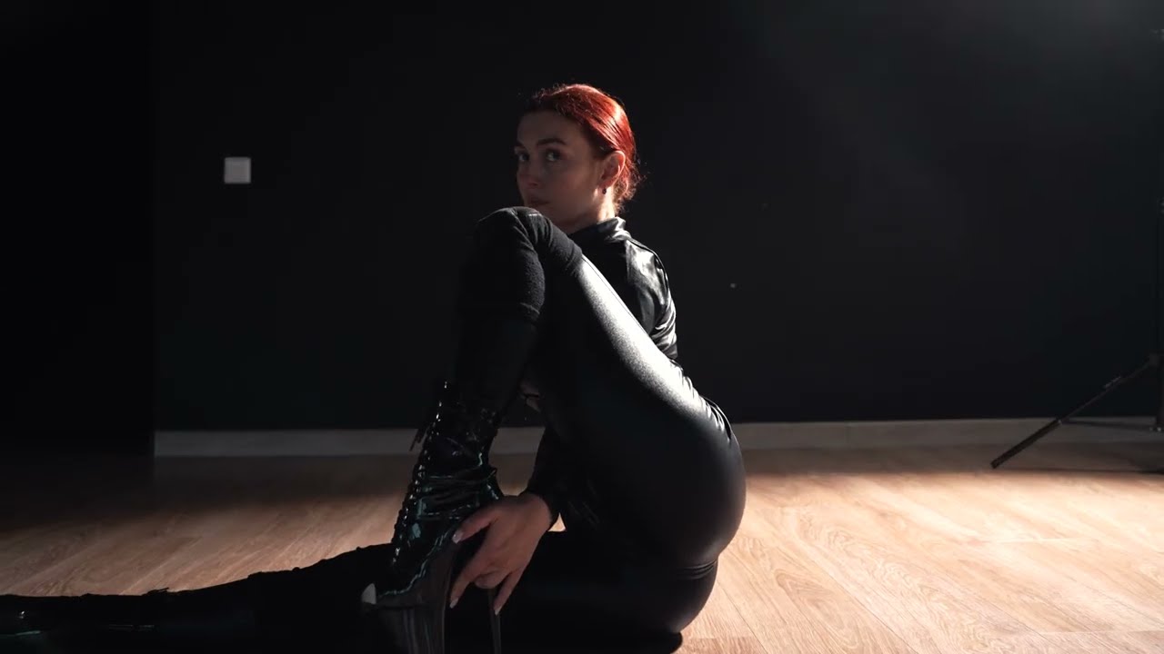 Kings & Creatures, William Morris - Wormwood - Dance choreography