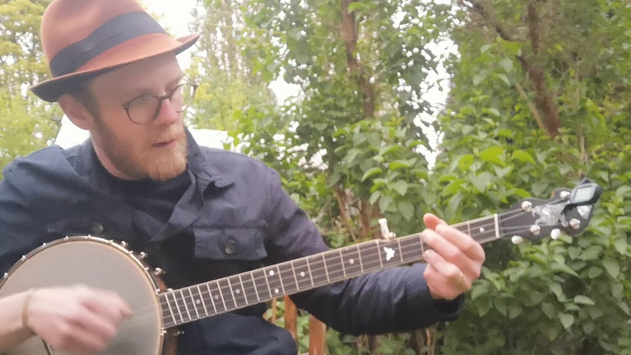 Swing and Turn, Jubilee (Jean Ritchie) - Clawhammer banjo