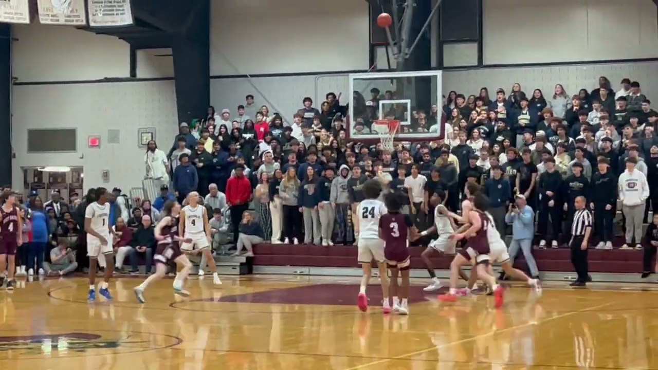 Zayier Dean hits the stepback three