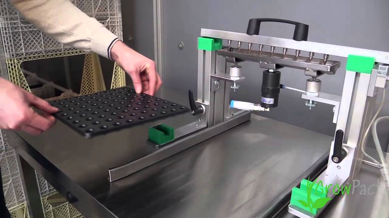 The new Growpact hand seeder