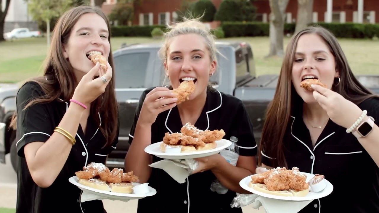 Oklahoma Alpha Pi Beta Phi at the University of Oklahoma