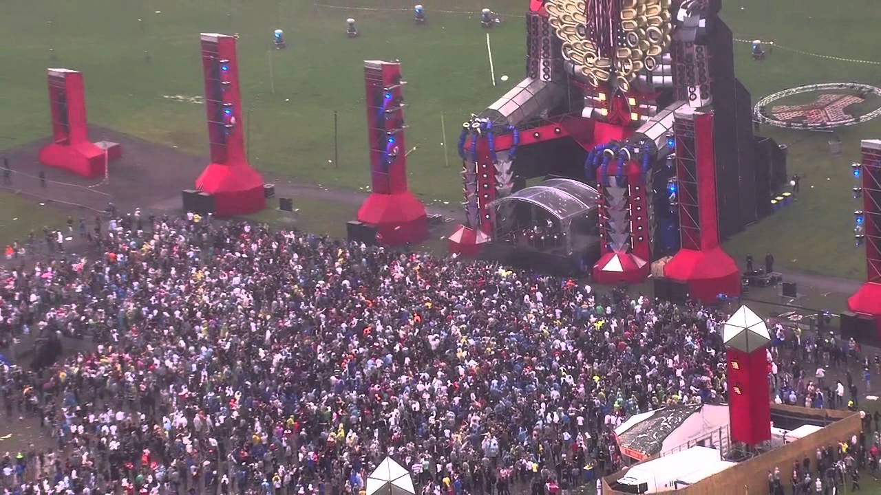 Defqon 1 2011 PART 9 Bioweapon Toneshifters [ Official HD 720p ]