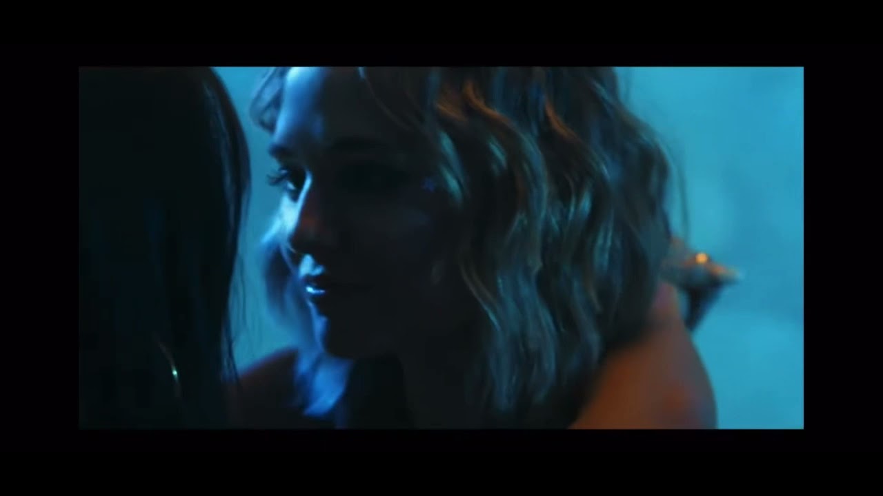 Allison/Lennon & Margot (that way)