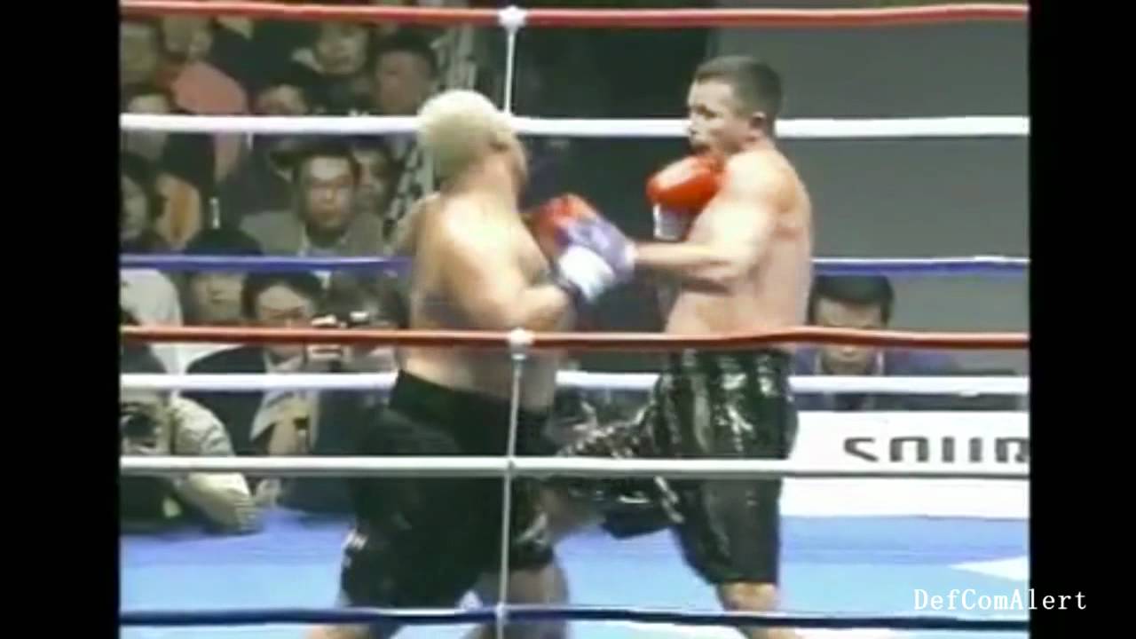 Mark Hunt K1 highlight K-1 WGP 2012 HD by DefComAlert