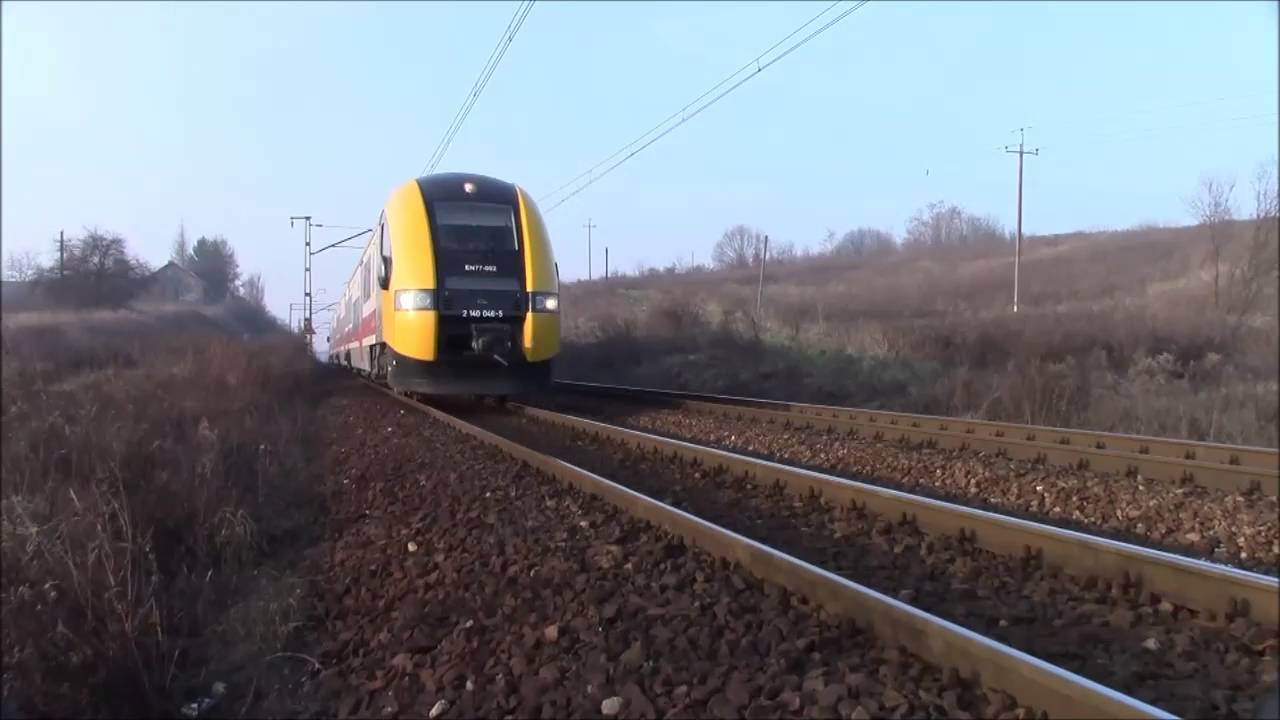 EN77 Acatus II na linii nr 133 w rejonie Mydlnik
