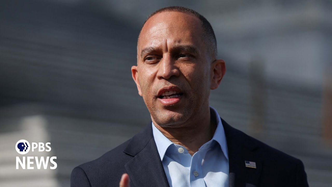 WATCH: 'Stay tuned,' Jeffries says when asked about endorsement of Mamdani in NYC mayor's race