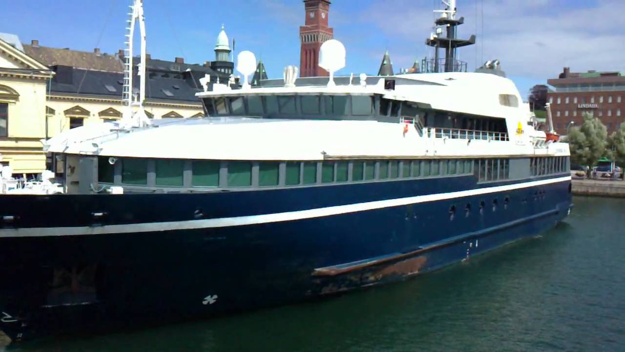 Sundsbuss Pernille sommaren 2010 - avf&auml;rd fr&aring;n Helsingborg