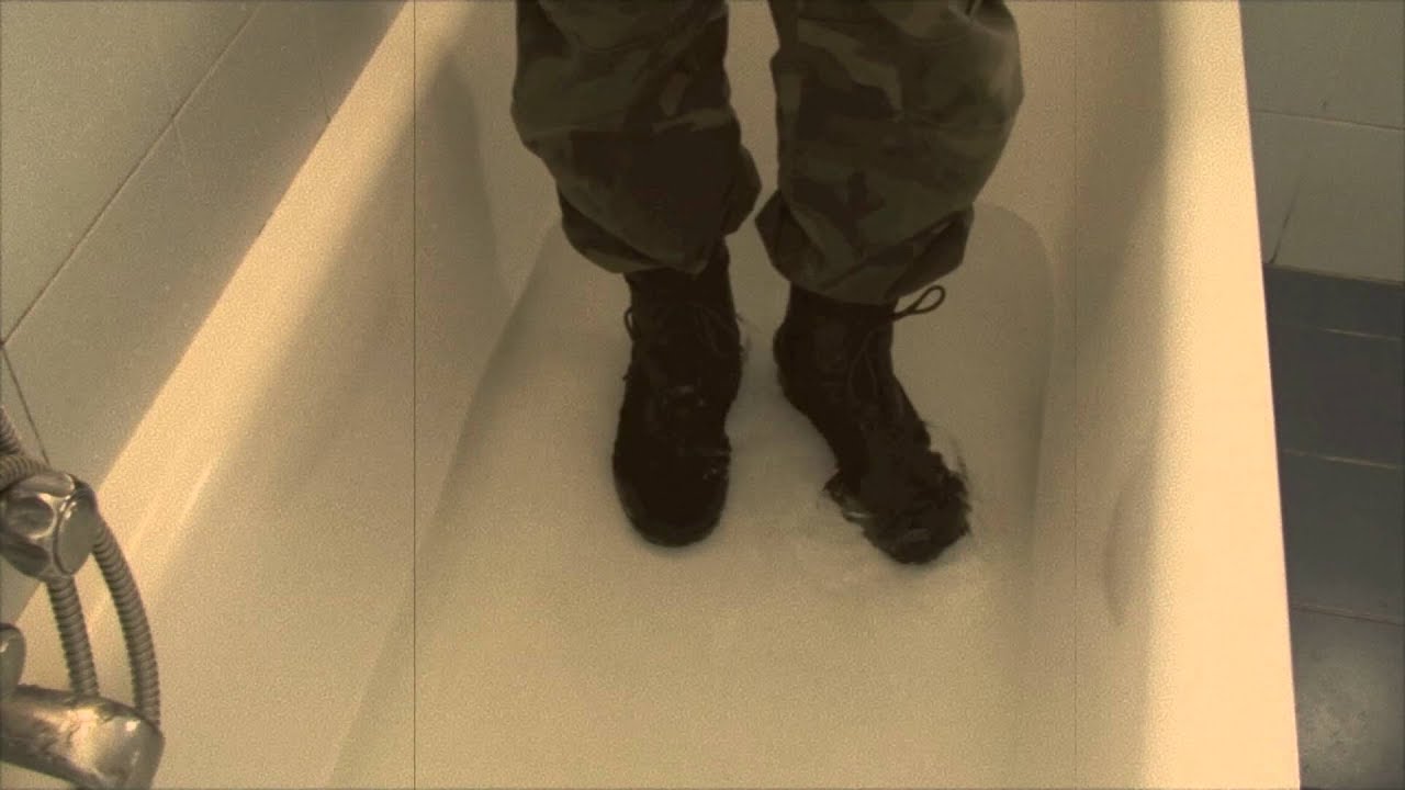 Cosmas Military boots