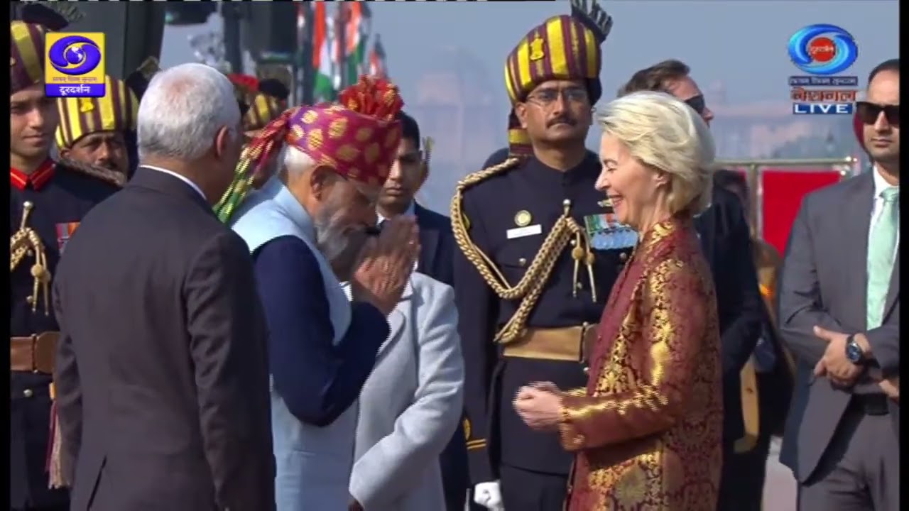 🔴Republic Day 2026: 77वें गणतंत्र दिवस पर नेशनल वॉर मेमोरियल पहुंची राष्ट्रपति द्रौपती मुर्मू |