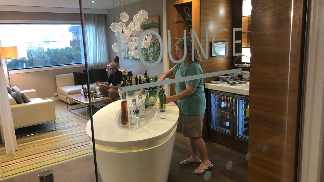 Hilton Barcelona Executive Lounge “Spectacular In Every Way!”(Day 19 Trip Around The World)🇪🇸