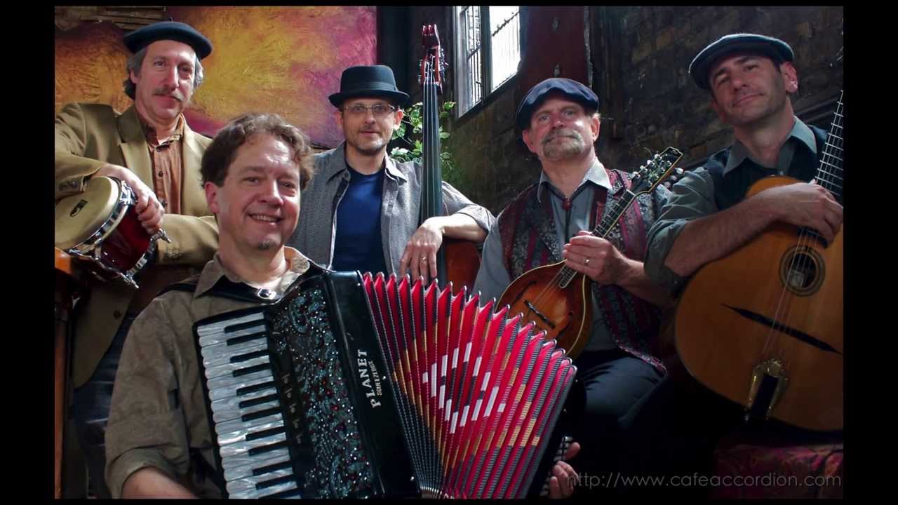 La Belle et le Manouche - Cafe Accordion Orchestra