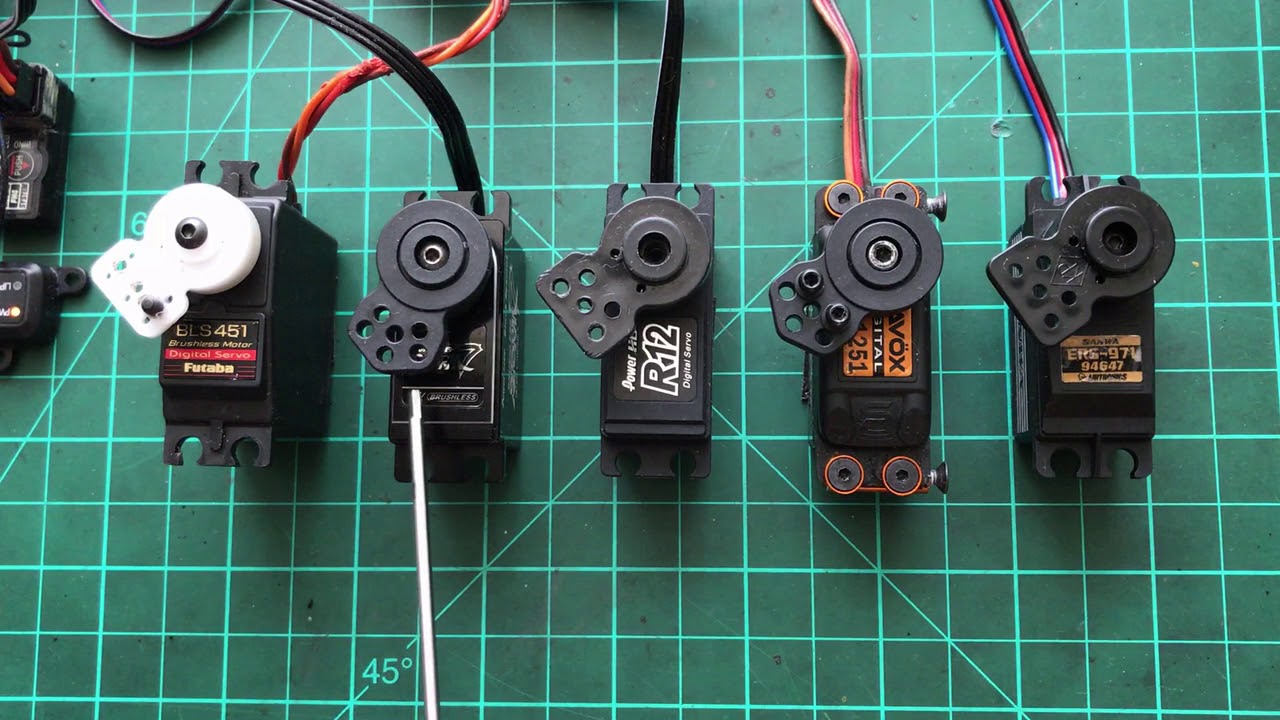 RC servo test by RCLAMUS! PowerHD, R12, Storm-7, Futaba BLS451, Sanwa and Savox