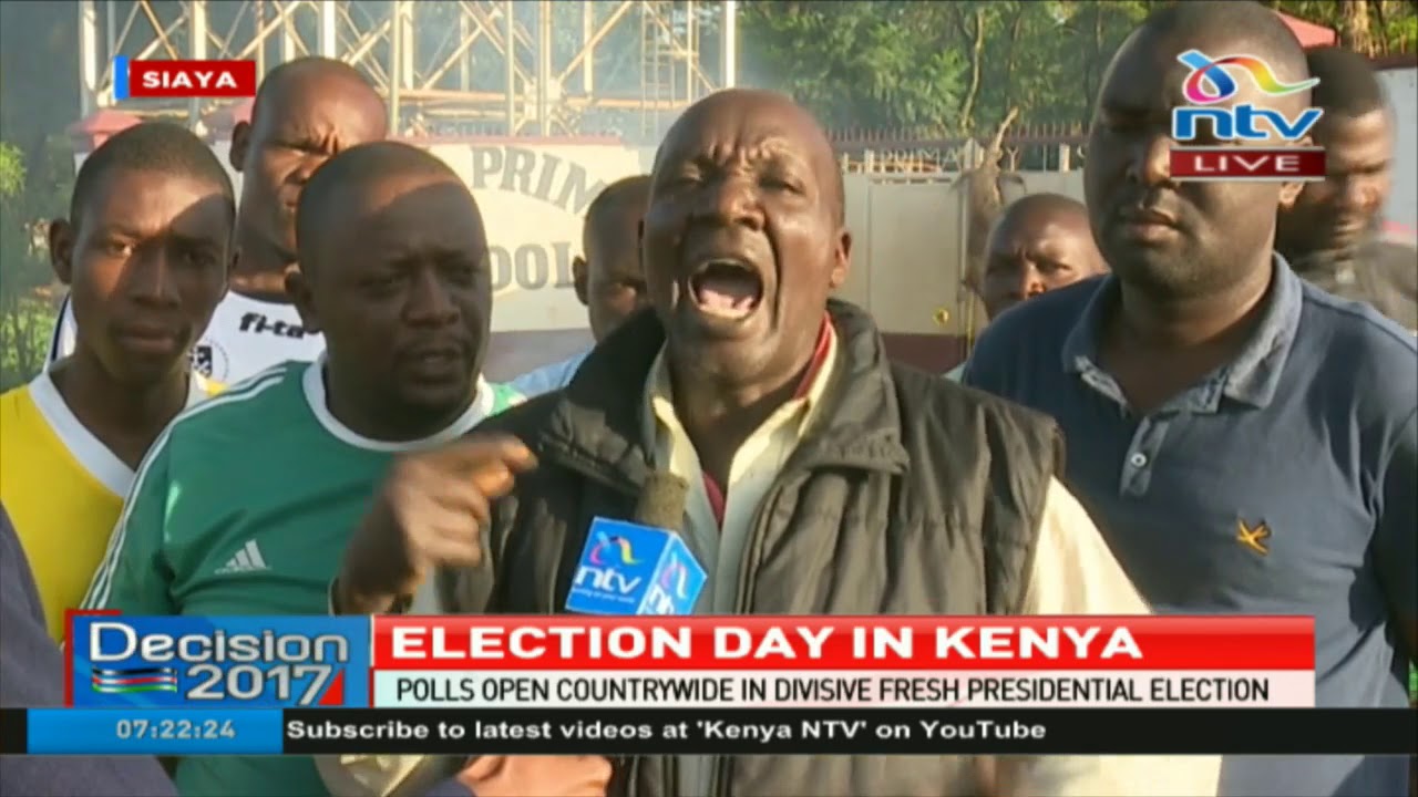 Dog carcass and barricade placed at Karapul Primary polling station, Siaya