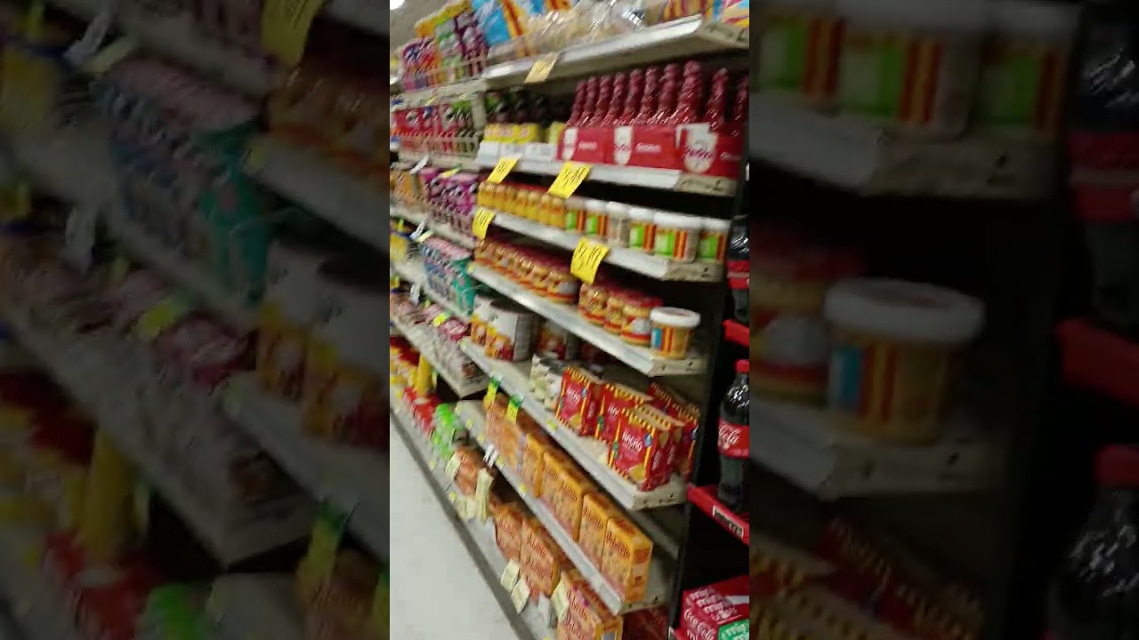 Oh no look at this grocery store 