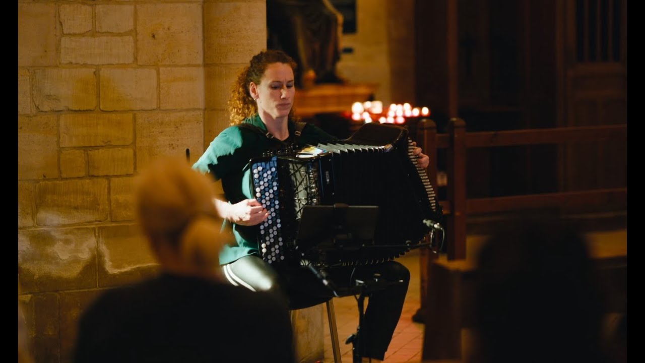 Dietrich Buxtehude - Prelude in g BuxWV163. Ambre Vuillermoz, accordion