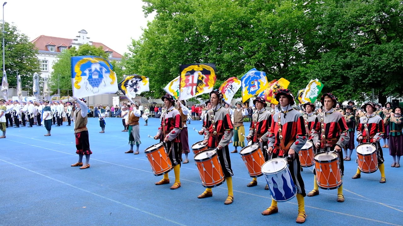 Fahnenschwingergruppe St. Konrad Rutenfest 2017