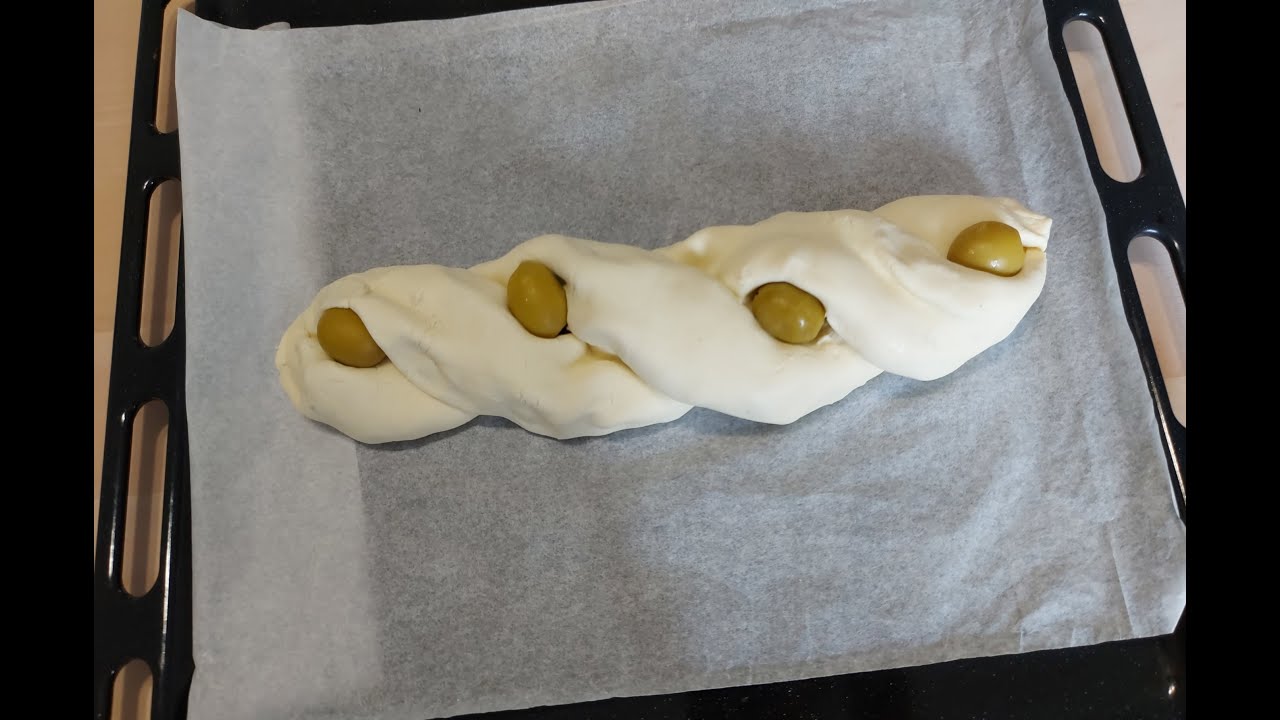 La treccia🥧di sfoglia🥧salata: la ricetta facile e sfiziosa🥧
