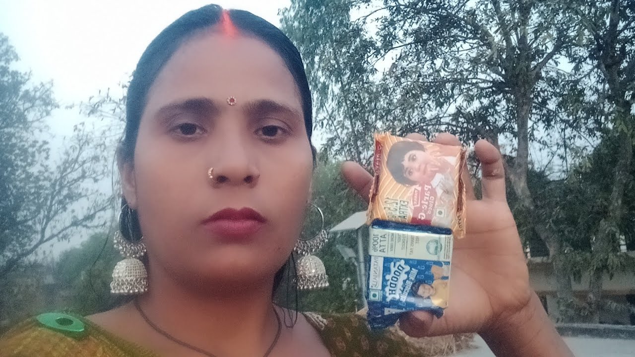 कौन बिस्किट खाएगा आ जाओ हमारे लाइव में