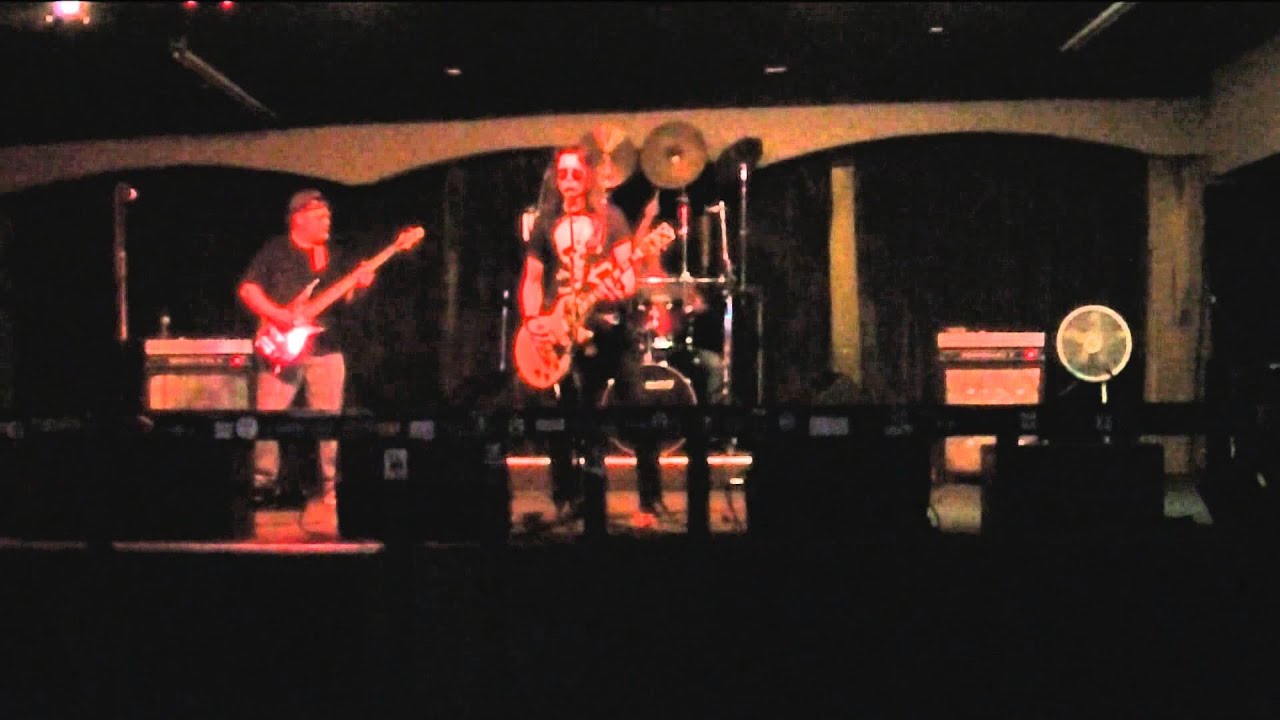 War On Hollywood - Doctor Faustus LIVE @ The Brass Mug