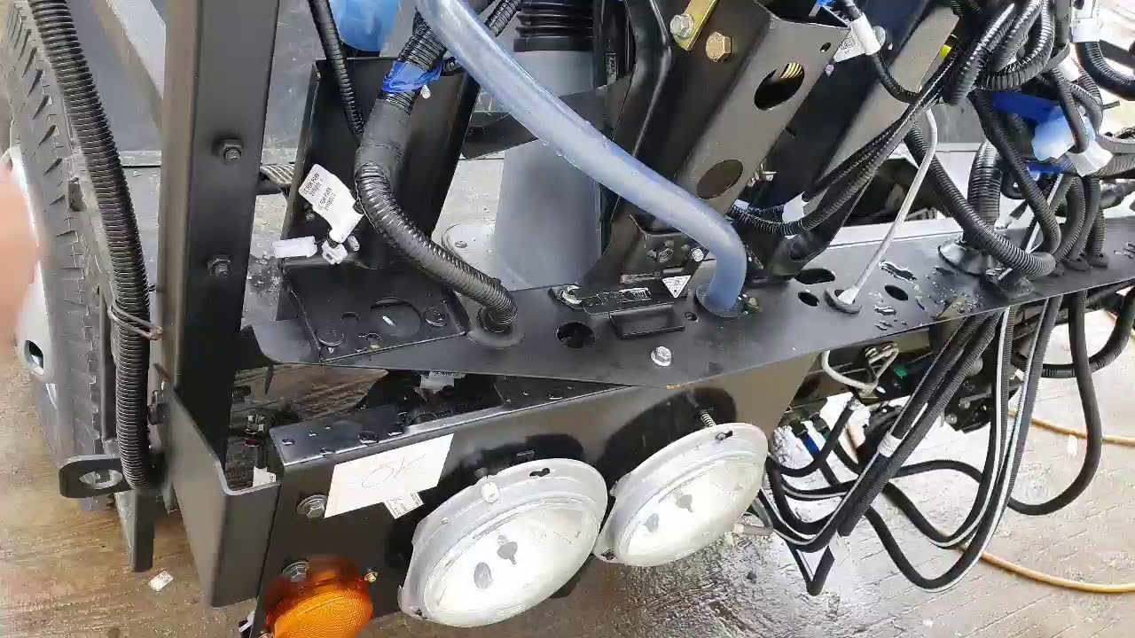 Eicher 10.75 H बस चैसिस हिन्दी रिव्यू। ।