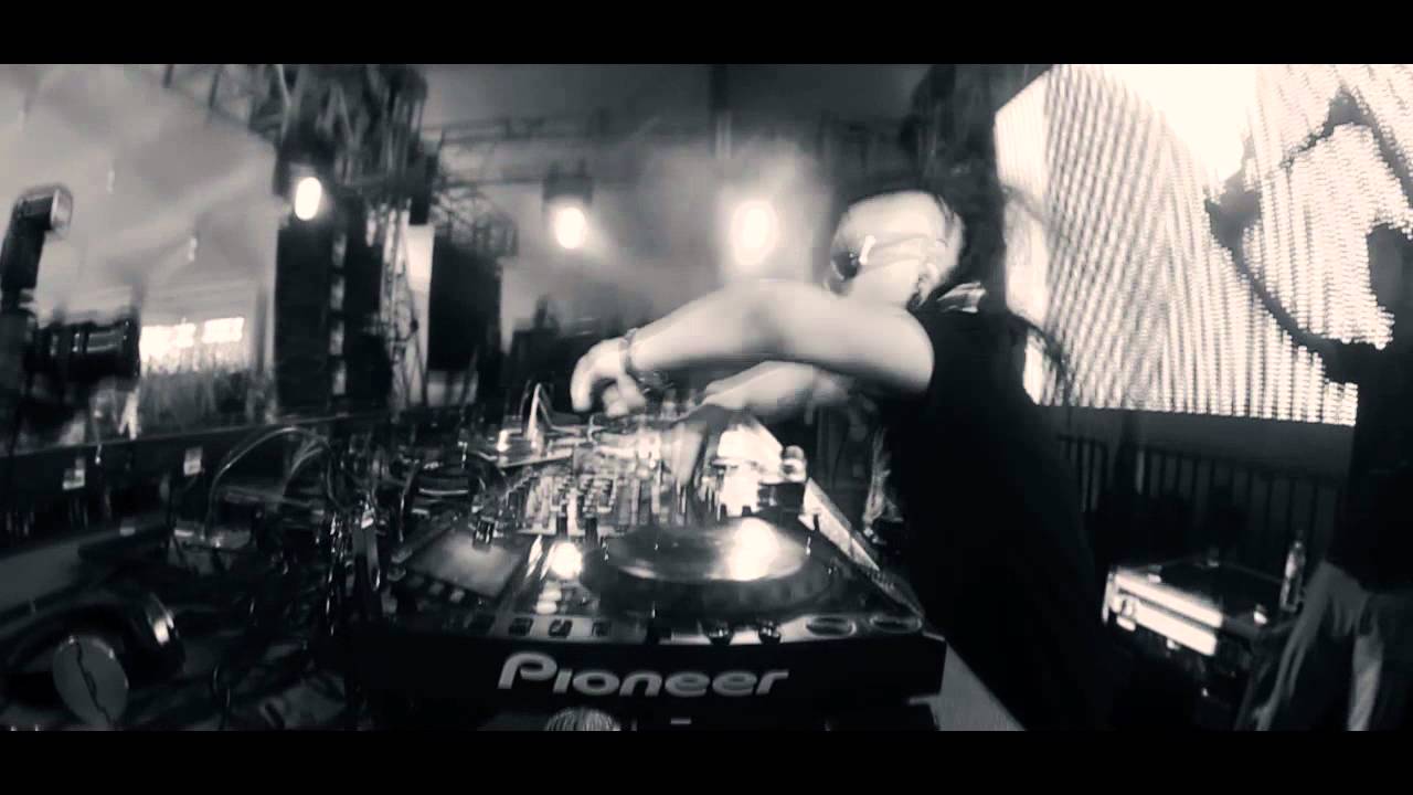Skrillex in Miami