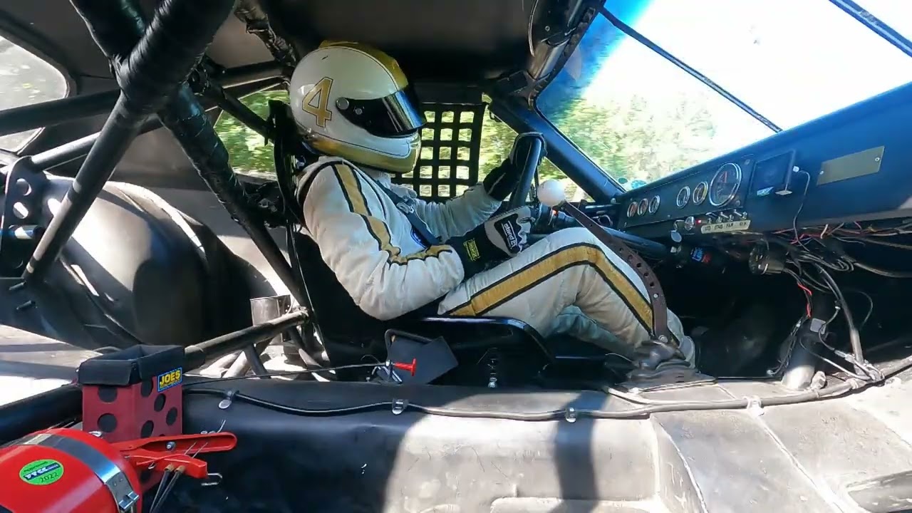 The (almost) perfect lap of Le Mans in a 1974 NASCAR Dodge Charger - video courtesy @JPGAGICK