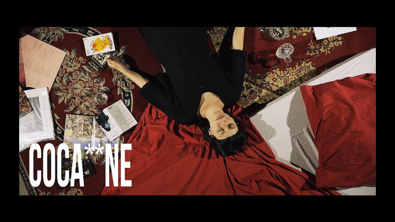 Agathe Plaisance - Coca**ne (Clip Officiel)