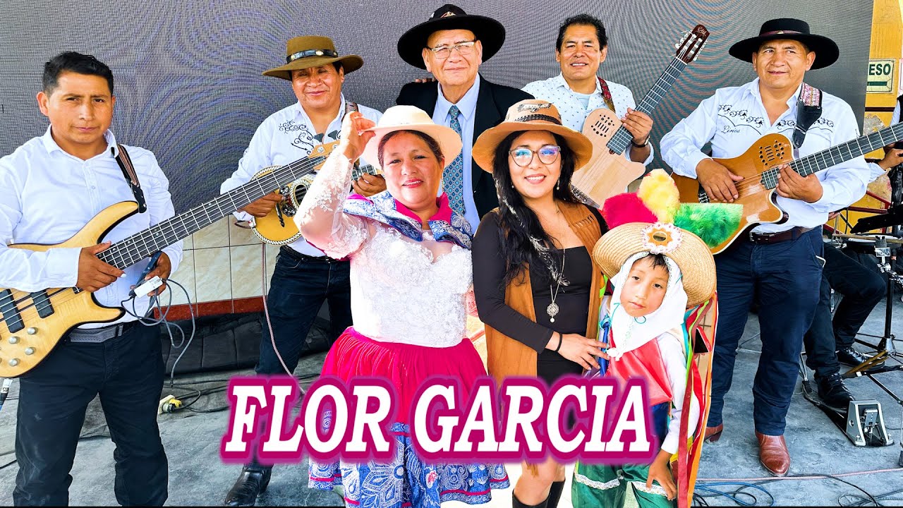 LA INCANTADORA - FLOR GARCIA - CANTA.  EN VIVO . HUAYLIA ANTABAMBINA CEL - 992 082 077