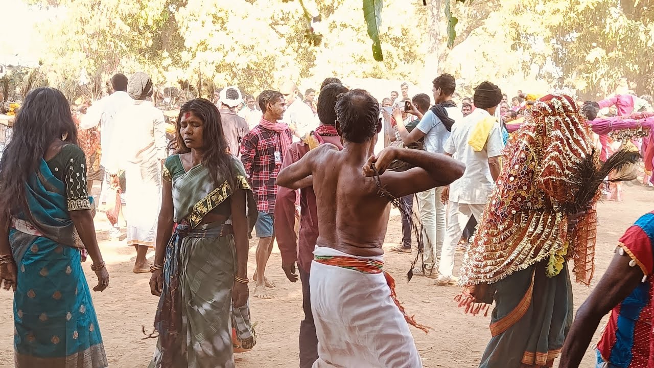 बस्तर के आदिवासियों का मेला – करसाड़?