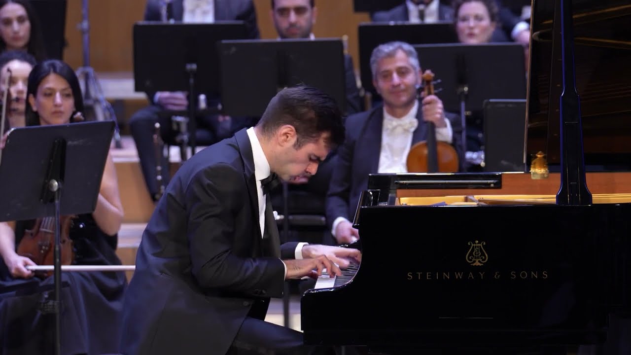 Khachaturian: Piano Concerto op.38 - Jean-Paul Gasparian / Armenian State Symphony / Sergey Smbatyan