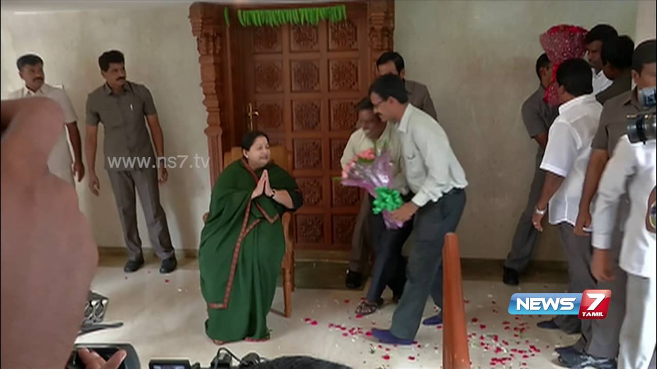 Jayalalithaa showered with wishes at poes garden | News7 Tamil