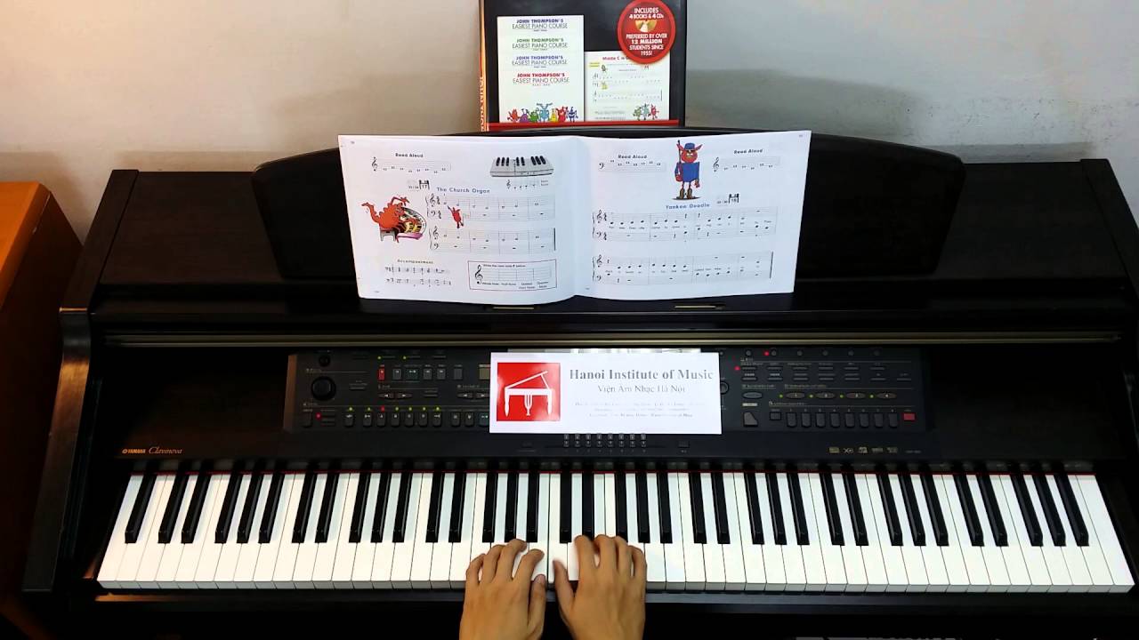 JOHN THOMPSON' S  EASIEST PIANO COURSE - PART ONE