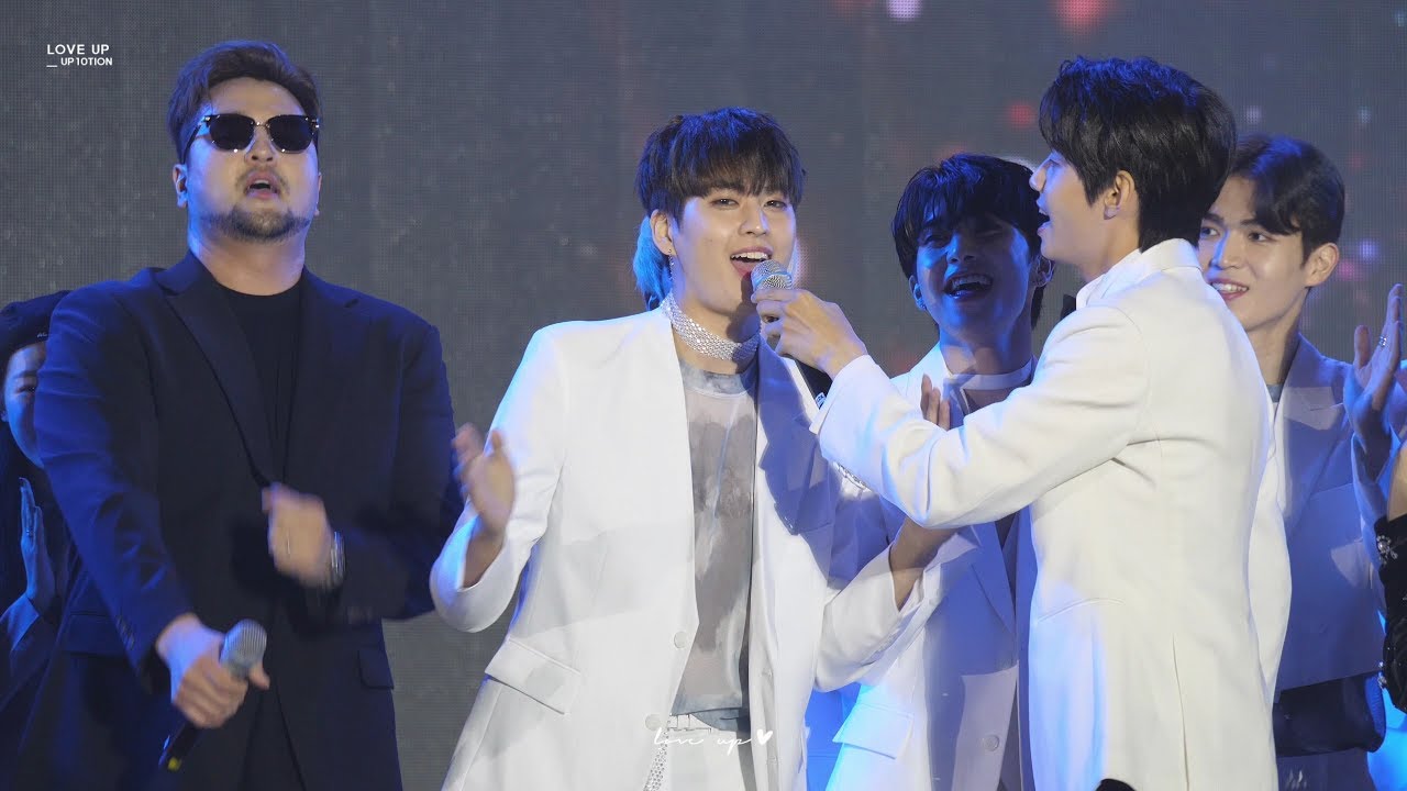 [4K] 191025 패밀리파크콘 엔딩 촛불하나 업텐션 고결 focus 직캠 (UP10TION KOGYEOL fancam)