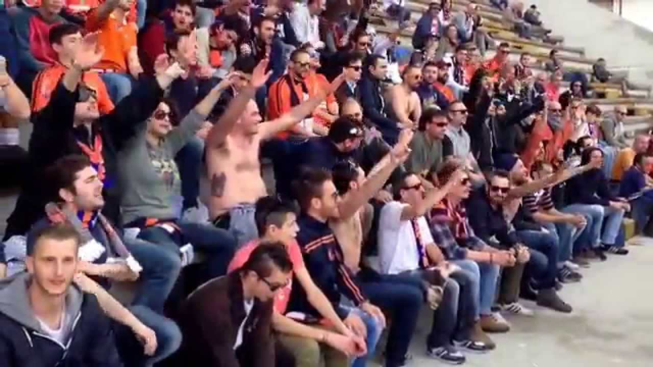 Tifo arancione PROMOZIONE LEGAPRO [Pianese - U.S. Pistoiese]