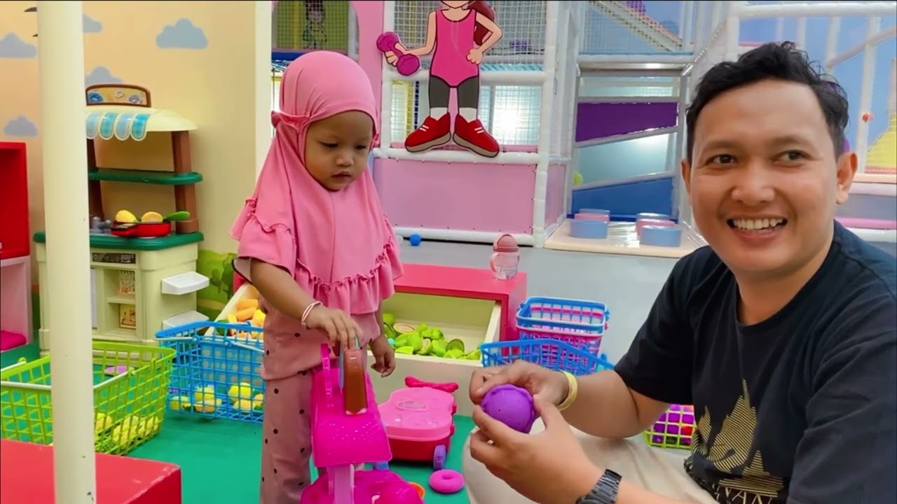 Playground di Play n Learn Part 2 | Playground Jogja | Timezone sch | Serunya mandi bola | Jogja